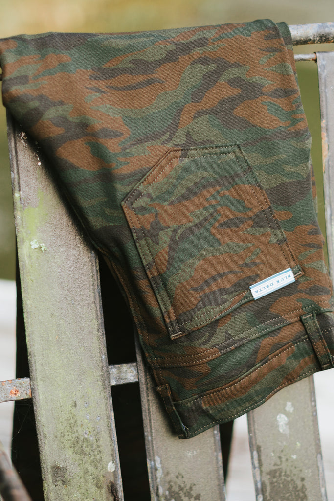 Womens Vintage Camo