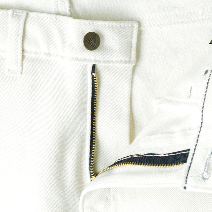 Straight / White - View 1