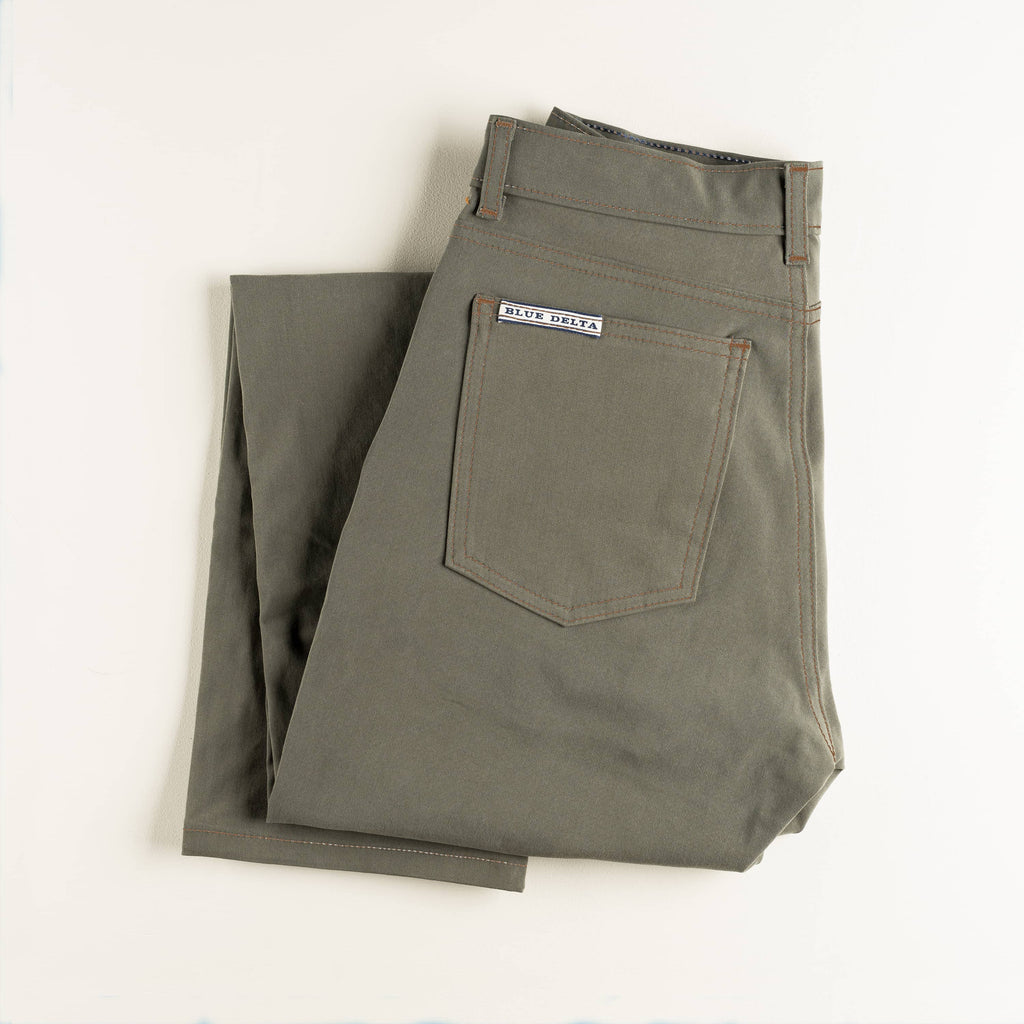 Banana Olive Chino