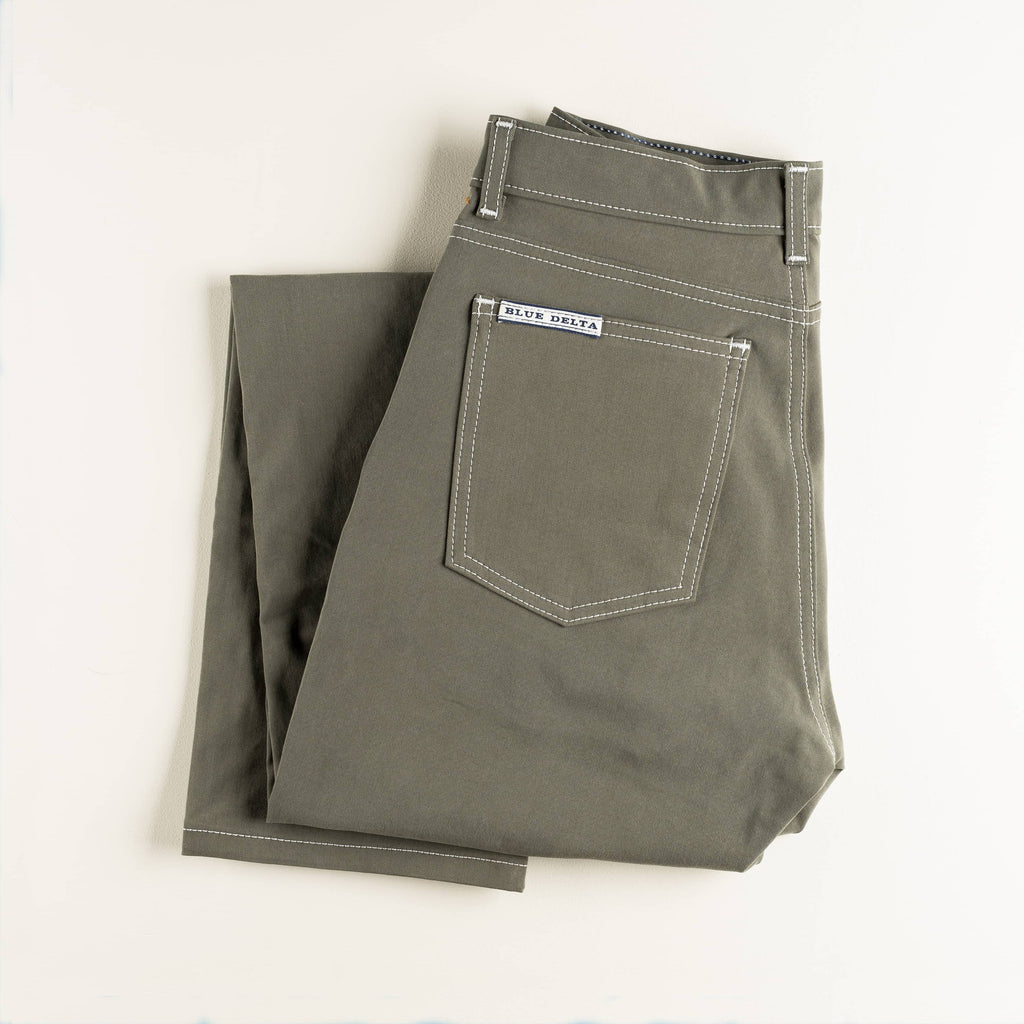 Womens Banana Olive Chino